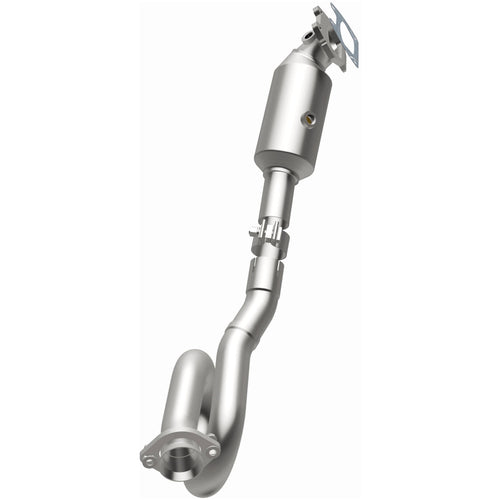 MagnaFlow 2018 Jeep Wrangler JK 3.6L / 2012-2017 Jeep Wrangler 3.6L OEM Grade Federal / EPA Compliant Direct-Fit Catalytic Converter 21-029