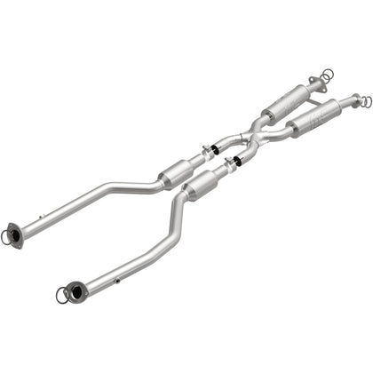 MagnaFlow 2015-2017 Lexus RC350 3.5L / 2016-2017 Lexus RC300 3.5L OEM Grade Federal / EPA Compliant Direct-Fit Catalytic Converter 21-052