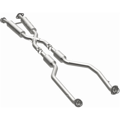 MagnaFlow 2015-2017 Lexus RC350 3.5L / 2016-2017 Lexus RC300 3.5L OEM Grade Federal / EPA Compliant Direct-Fit Catalytic Converter 21-052