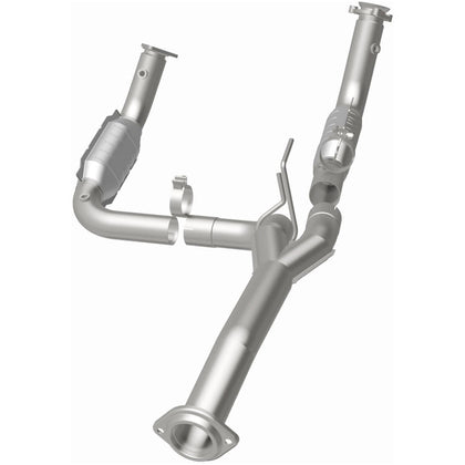 MagnaFlow OEM Grade Federal / EPA Compliant Direct-Fit Catalytic Converter 21-252