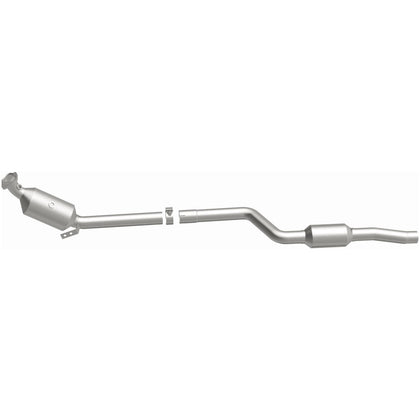 MagnaFlow OEM Grade Federal / EPA Compliant Direct-Fit Catalytic Converter 21-437