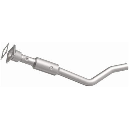 MagnaFlow 2011-2014 Chrysler 200 2.4L / 2011-2014 Dodge Avenger 2.4L OEM Grade Federal / EPA Compliant Direct-Fit Catalytic Converter 21-461