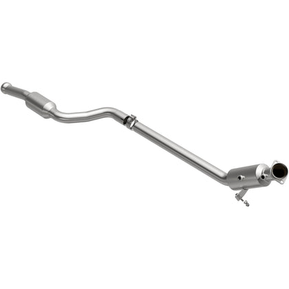 MagnaFlow 2012-2018 Mercedes-Benz CLS550 Base 4.7L OEM Grade Federal / EPA Compliant Direct-Fit Catalytic Converter 21-563