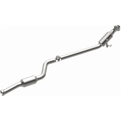 MagnaFlow 2012-2018 Mercedes-Benz CLS550 Base 4.7L OEM Grade Federal / EPA Compliant Direct-Fit Catalytic Converter 21-563