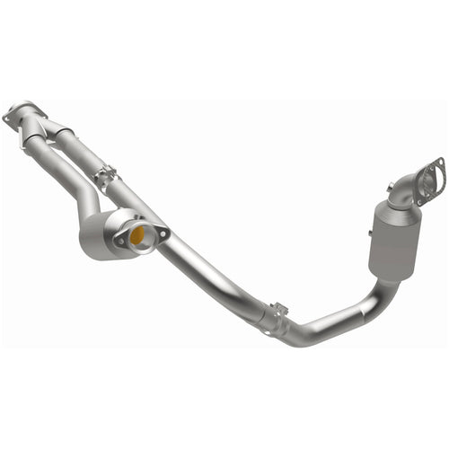 MagnaFlow OEM Grade Federal / EPA Compliant Direct-Fit Catalytic Converter 21-710