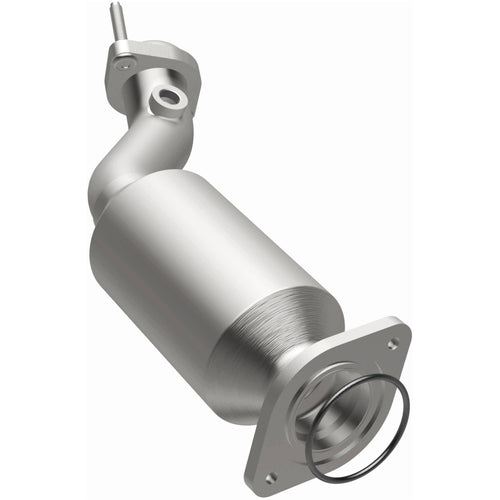 MagnaFlow OEM Grade Federal / EPA Compliant Direct-Fit Catalytic Converter 21-916