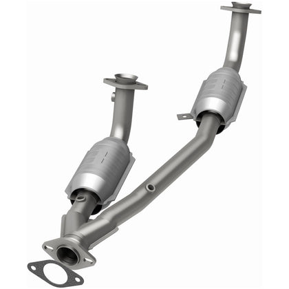 MagnaFlow 1995-1997 Ford Windstar 3.8L HM Grade Federal / EPA Compliant Direct-Fit Catalytic Converter 23353
