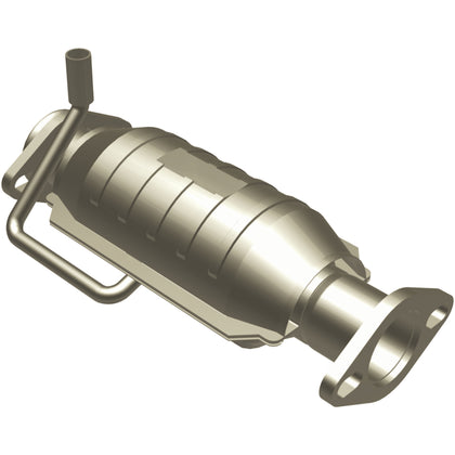 MagnaFlow 1988-1989 Ford Festiva 1.3L Standard Grade Federal / EPA Compliant Direct-Fit Catalytic Converter 23383