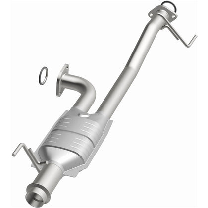 MagnaFlow HM Grade Federal / EPA Compliant Direct-Fit Catalytic Converter 24168