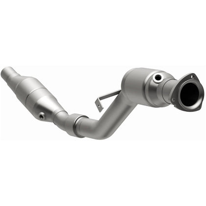 MagnaFlow HM Grade Federal / EPA Compliant Direct-Fit Catalytic Converter 24317