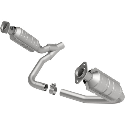 MagnaFlow 2005-2006 Dodge Dakota 3.7L / 2006 Mitsubishi Raider 3.7L HM Grade Federal / EPA Compliant Direct-Fit Catalytic Converter 24397