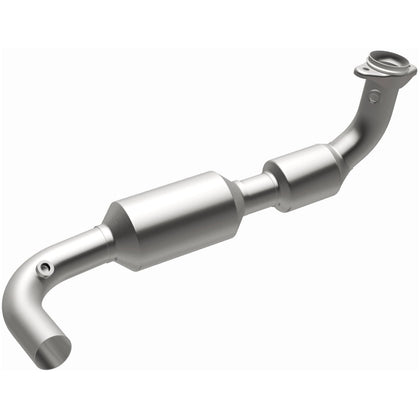 MagnaFlow 2004 Ford F-150 Heritage 5.4L / 2000-2003 Ford F-150 5.4L OEM Grade Federal / EPA Compliant Direct-Fit Catalytic Converter 280007