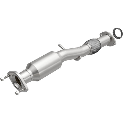 MagnaFlow 2017-2022 Toyota Highlander 3.5L OEM Grade Federal / EPA Compliant Direct-Fit Catalytic Converter 280096