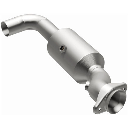 MagnaFlow 2018-2021 Ford Expedition 3.5L / 2018-2021 Lincoln Navigator 3.5L OEM Grade Federal / EPA Compliant Direct-Fit Catalytic Converter 280218