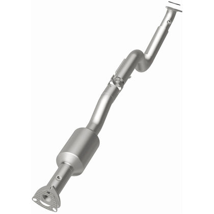MagnaFlow 2009 Chevrolet Express 4500 6.0L / 2009 GMC Savana 4500 6.0L OEM Grade Federal / EPA Compliant Direct-Fit Catalytic Converter 280428