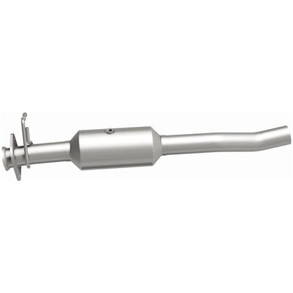 MagnaFlow OEM Grade Federal / EPA Compliant Direct-Fit Catalytic Converter 280445