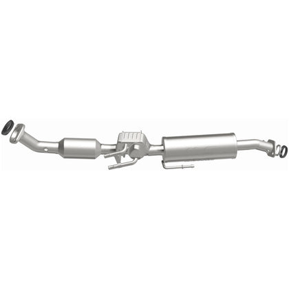 MagnaFlow OEM Grade Federal / EPA Compliant Direct-Fit Catalytic Converter 280468