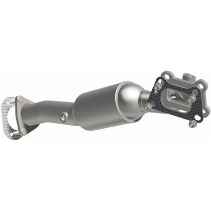 MagnaFlow 2017-2022 Chevrolet Colorado 3.6L / 2017-2022 GMC Canyon 3.6L OEM Grade Federal / EPA Compliant Direct-Fit Catalytic Converter 280676