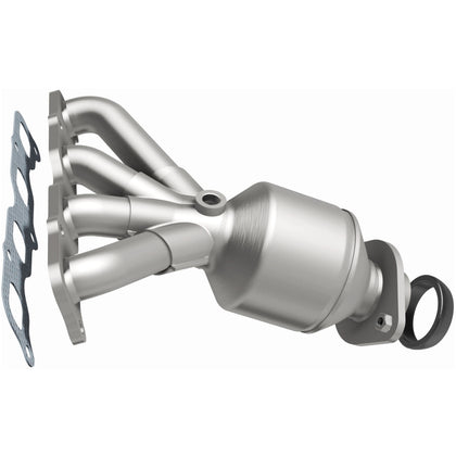 MagnaFlow 2014-2016 Mitsubishi Outlander Sport 2.0L / 2014-2019 Mitsubishi Outlander 2.4L OEM Grade Federal / EPA Compliant Direct-Fit Manifold Catalytic Converter 290103