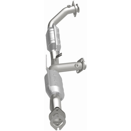 MagnaFlow 1996-1999 Ford Taurus 3.0L / 1996-1999 Mercury Sable 3.0L California Grade CARB Compliant Direct-Fit Catalytic Converter 444034