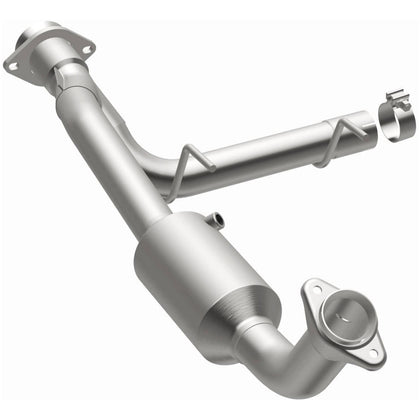 MagnaFlow 2005 Lincoln Navigator 5.4L California Grade CARB Compliant Direct-Fit Catalytic Converter 4451165