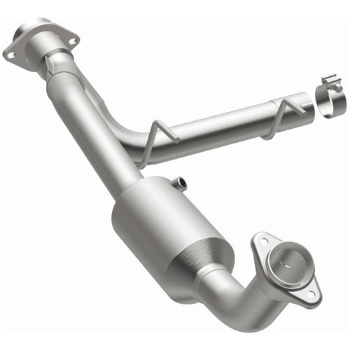 MagnaFlow 2005 Lincoln Navigator 5.4L California Grade CARB Compliant Direct-Fit Catalytic Converter 4451165