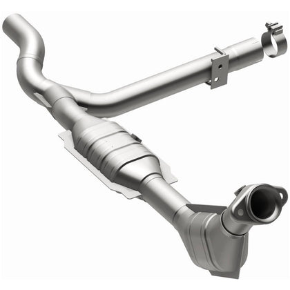 MagnaFlow 1999-2000 Ford F-150 4.6L California Grade CARB Compliant Direct-Fit Catalytic Converter 447136