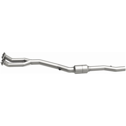 MagnaFlow 1996-1997 BMW 840Ci 4.4L California Grade CARB Compliant Direct-Fit Catalytic Converter 4481687