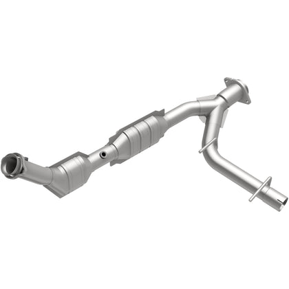 MagnaFlow 2003-2004 Ford Expedition 4.6L California Grade CARB Compliant Direct-Fit Catalytic Converter 458022