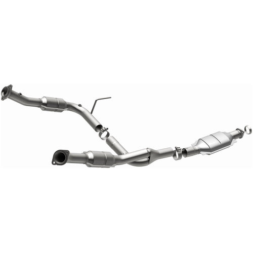 MagnaFlow 2004-2005 Lincoln Aviator 4.6L / 2004 Mercury Mountaineer 4.6L California Grade CARB Compliant Direct-Fit Catalytic Converter 458028