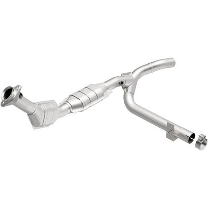 MagnaFlow 2004 Ford F-150 Heritage 5.4L / 2000-2003 Ford F-150 5.4L OEM Grade Federal / EPA Compliant Direct-Fit Catalytic Converter 49009