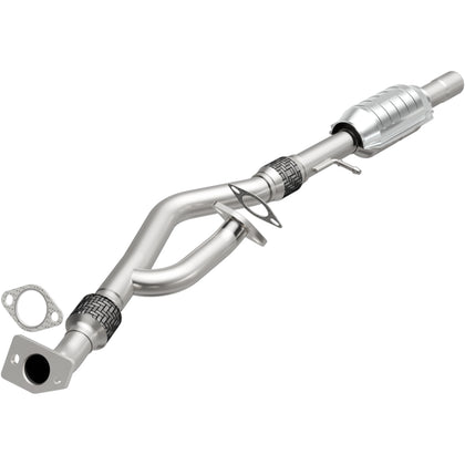 MagnaFlow 2001-2004 Hyundai Santa Fe 2.7L OEM Grade Federal / EPA Compliant Direct-Fit Catalytic Converter 49130