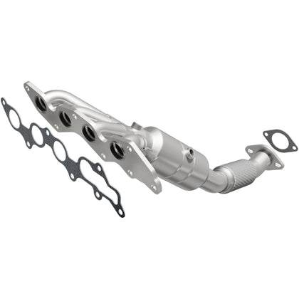 MagnaFlow 2008-2011 Ford Focus 2.0L OEM Grade Federal / EPA Compliant Direct-Fit Manifold Catalytic Converter 49139