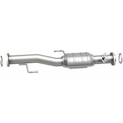 MagnaFlow 1999-2000 Toyota 4Runner 2.7L / 1999-2002 Toyota 4Runner 3.4L OEM Grade Federal / EPA Compliant Direct-Fit Catalytic Converter 49579