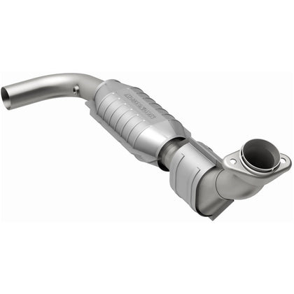 MagnaFlow 2004 Ford F-150 Heritage 5.4L / 2001-2003 Ford F-150 5.4L OEM Grade Federal / EPA Compliant Direct-Fit Catalytic Converter 49621