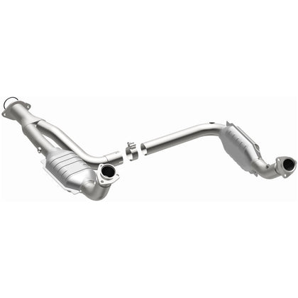 MagnaFlow OEM Grade Federal / EPA Compliant Direct-Fit Catalytic Converter 49644