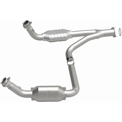 MagnaFlow OEM Grade Federal / EPA Compliant Direct-Fit Catalytic Converter 49644