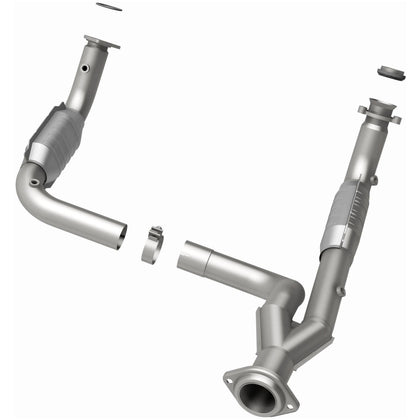 MagnaFlow 2007 Hummer H2 6.0L / 2008-2009 Hummer H2 6.2L OEM Grade Federal / EPA Compliant Direct-Fit Catalytic Converter 49679