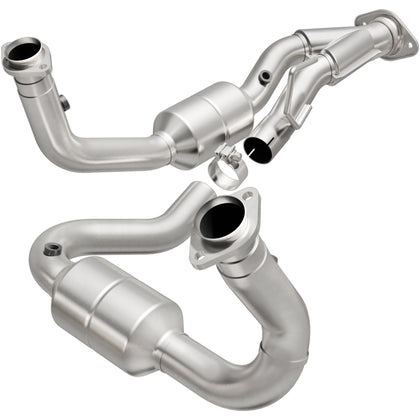 MagnaFlow 2005-2006 Jeep Grand Cherokee 4.7L OEM Grade Federal / EPA Compliant Direct-Fit Catalytic Converter 49686