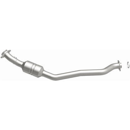 MagnaFlow 2011-2019 Dodge Durango 5.7L / 2011-2019 Jeep Grand Cherokee 5.7L OEM Grade Federal / EPA Compliant Direct-Fit Catalytic Converter 49879