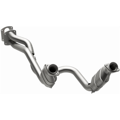 MagnaFlow OEM Grade Federal / EPA Compliant Direct-Fit Catalytic Converter 49911