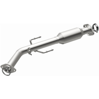 MagnaFlow 2001-2003 Toyota Sienna 3.0L OEM Grade Federal / EPA Compliant Direct-Fit Catalytic Converter 49932