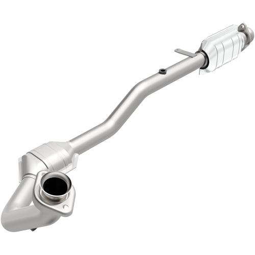 MagnaFlow 1999-2001 Ford Explorer 5.0L / 1999-2001 Mercury Mountaineer 5.0L OEM Grade Federal / EPA Compliant Direct-Fit Catalytic Converter 51088