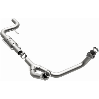 MagnaFlow 2000-2002 Chevrolet Camaro Base 3.8L / 2000-2002 Pontiac Firebird 3.8L OEM Grade Federal / EPA Compliant Direct-Fit Catalytic Converter 51090