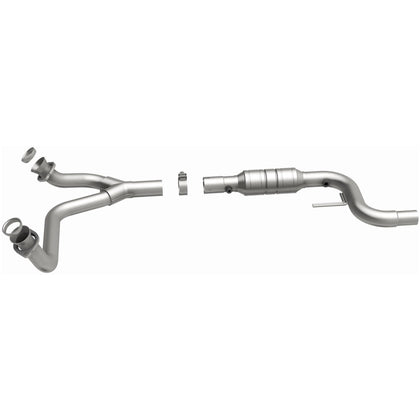 MagnaFlow 2000-2002 Chevrolet Camaro Base 3.8L / 2000-2002 Pontiac Firebird 3.8L OEM Grade Federal / EPA Compliant Direct-Fit Catalytic Converter 51090