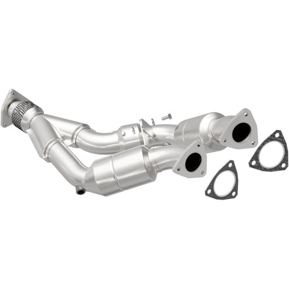 MagnaFlow 2004-2006 Porsche Cayenne 3.2L / 2004-2006 Volkswagen Touareg 3.2L OEM Grade Federal / EPA Compliant Direct-Fit Catalytic Converter 51499