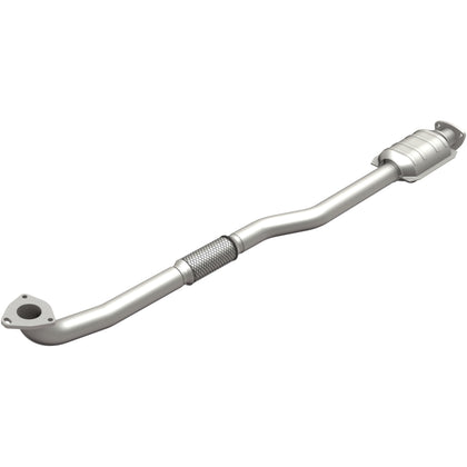 MagnaFlow 1999-2002 Daewoo Leganza 2.2L OEM Grade Federal / EPA Compliant Direct-Fit Catalytic Converter 51619