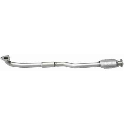 MagnaFlow 1999-2002 Daewoo Leganza 2.2L OEM Grade Federal / EPA Compliant Direct-Fit Catalytic Converter 51619