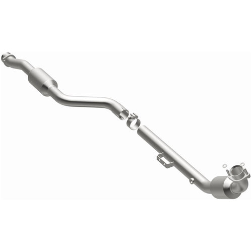 MagnaFlow OEM Grade Federal / EPA Compliant Direct-Fit Catalytic Converter 51642