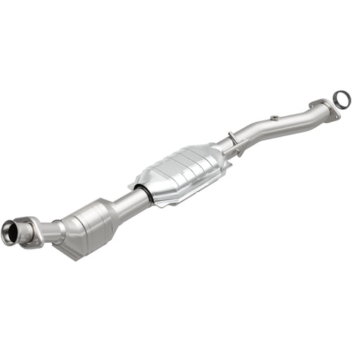 MagnaFlow 1998-2001 Ford Ranger 2.5L / 1998-2001 Mazda B2500 2.5L OEM Grade Federal / EPA Compliant Direct-Fit Catalytic Converter 51733